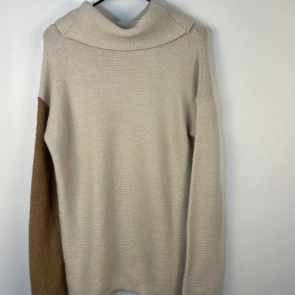 Cowl Turtleneck oversized long colorblock fuzzy knit sweater soft size medium - Picture 10 of 12